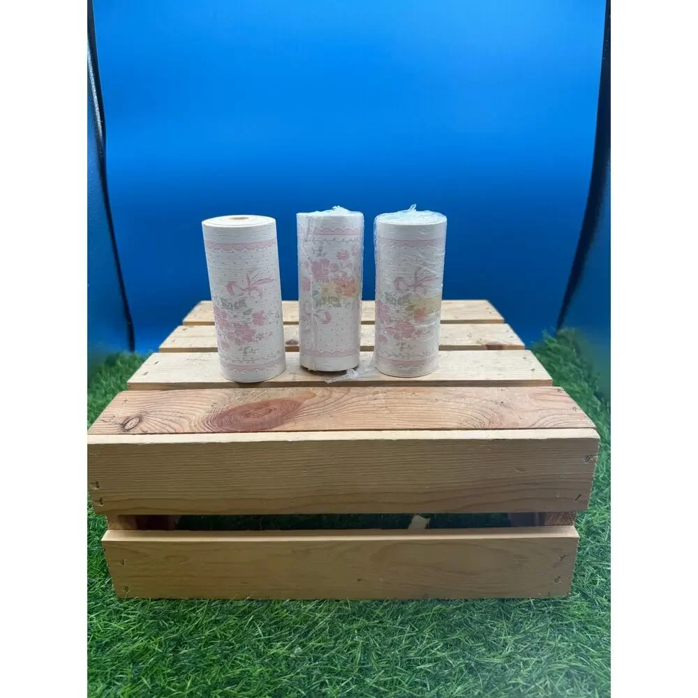 Vintage Venilia Floral Wallpaper Border - (Lot of 3 Rolls)